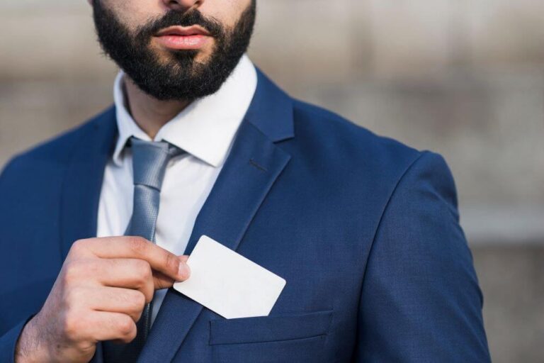 Innovative Digital Tools for Crafting Memorable Business Cards