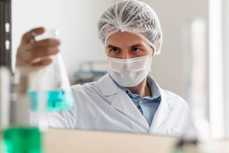 How Lab Packing Services Can Prevent Damages and Delays